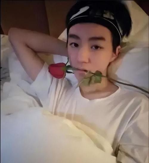 王俊凯和杨幂吃瓜视频